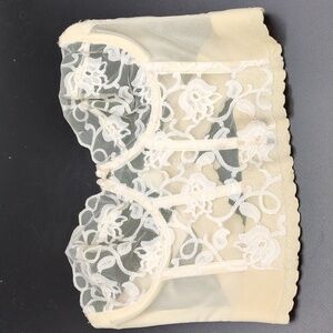 Vintage Victoria's Secret white and ecru lace see through bustier 36B